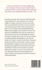 Aan-haar-lippen-flaptekst-9789025476892