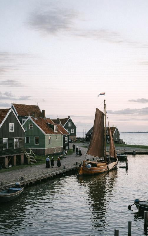Alles-over-Marken-flaptekst-9789465486611