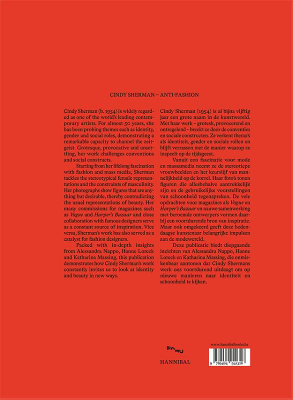 Cindy-Sherman-Anti-Fashion-flaptekst-9789464941326