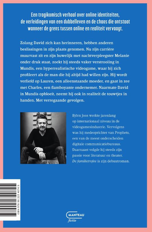 De-familietrofee-flaptekst-9789022340745