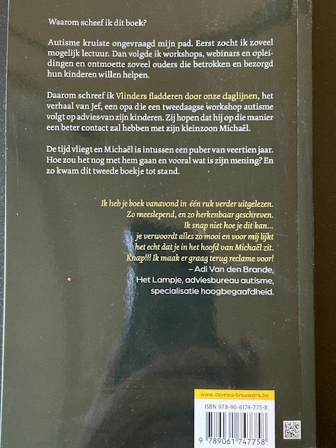 Een-hagedis-tussen-de-mussen-flaptekst-9789061747758