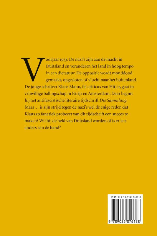 En-ik-was-zijn-held-flaptekst-9789025876128