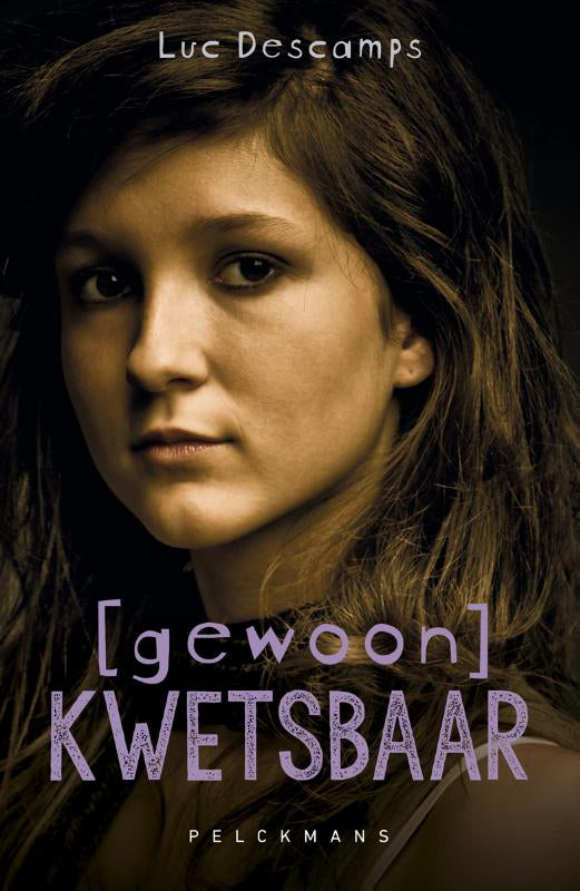 Gewoon-kwetsbaar-boek-cover-9789463831727