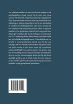 Het-ongewone-leven-van-een-gewone-jongen-flaptekst-9789492648099