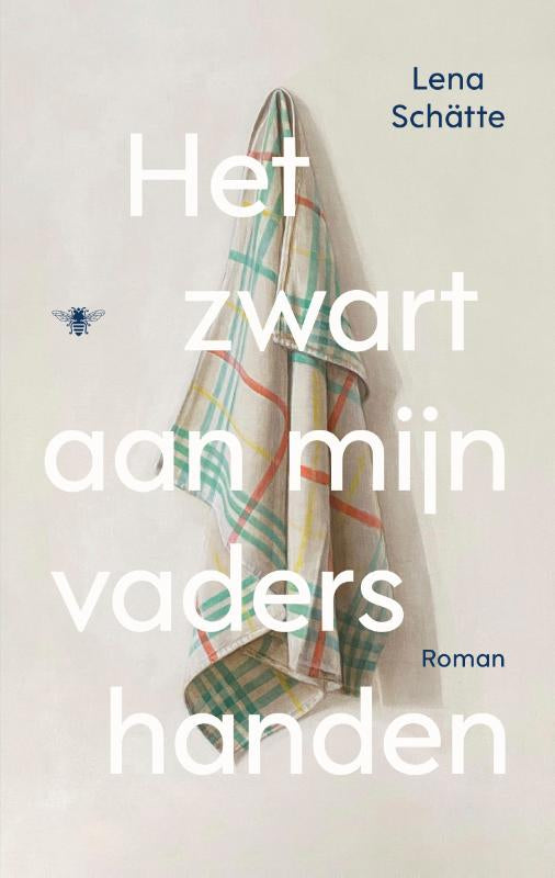 Het-zwart-aan-mijn-vaders-handen-boek-cover-9789403140698