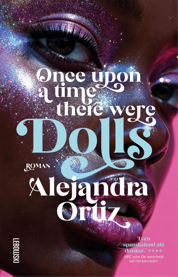 Once-upon-a-time-there-were-dolls-boek-cover-9789048871445