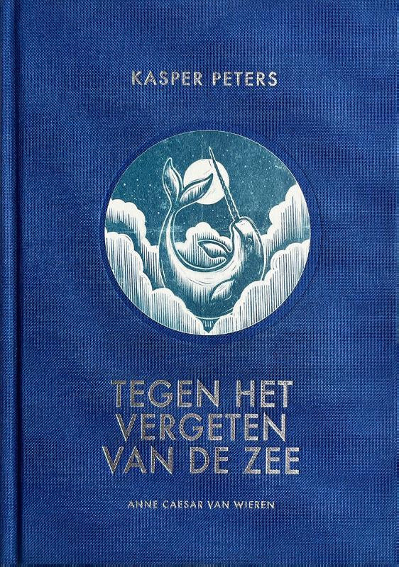 Tegen-het-vergeten-van-de-zee-boek-cover-9789083599878