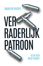 Verraderlijk-patroon-boek-cover-9789020696561